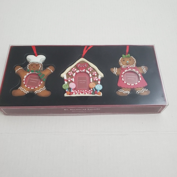 ST. Nicholas Square Ornament Frames Set of 3. - Picture 1 of 7